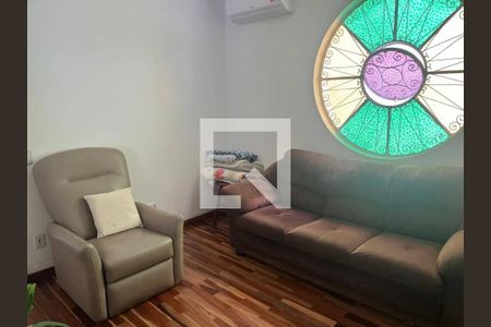 Casa à venda com 4 quartos, 194m² em Jardim Franca, São Paulo