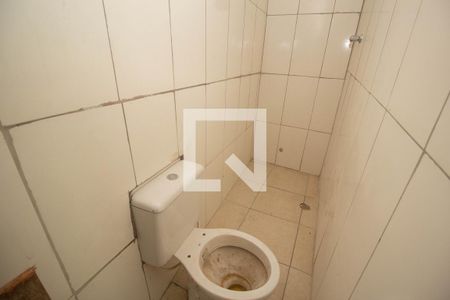 Banheiro de casa para alugar com 1 quarto, 35m² em Vila Bancaria Munhoz, São Paulo