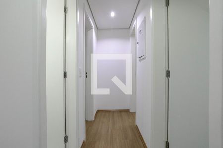 Corredor de apartamento para alugar com 3 quartos, 89m² em Loteamento Mogilar, Mogi das Cruzes