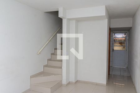 Sala de casa de condomínio para alugar com 2 quartos, 60m² em Guaratiba, Rio de Janeiro