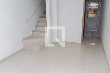 Sala de casa de condomínio para alugar com 2 quartos, 60m² em Guaratiba, Rio de Janeiro