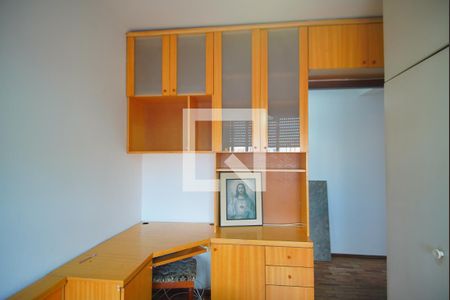 Quarto 2 de apartamento à venda com 2 quartos, 75m² em Floresta, Porto Alegre