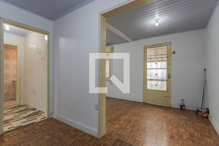 Sala de casa para alugar com 2 quartos, 80m² em Costa E Silva, Porto Alegre