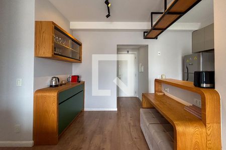 Apartamento para alugar com 2 quartos, 70m² em Pinheiros, São Paulo