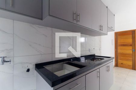 Cozinha de apartamento para alugar com 1 quarto, 30m² em Chácara Belenzinho, São Paulo