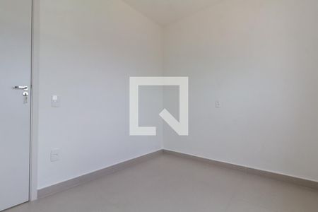 Quarto 1 de apartamento para alugar com 2 quartos, 42m² em Vila Aricanduva, São Paulo