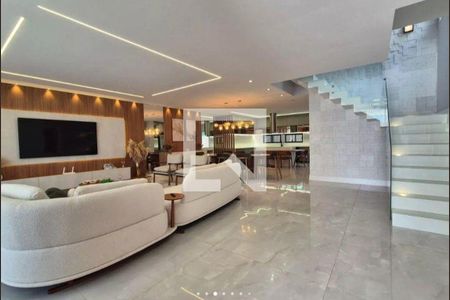 Casa à venda com 5 quartos, 490m² em Vargem Grande, Rio de Janeiro