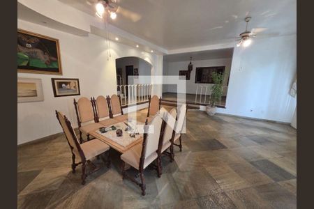 Casa à venda com 3 quartos, 350m² em Sapê, Niterói