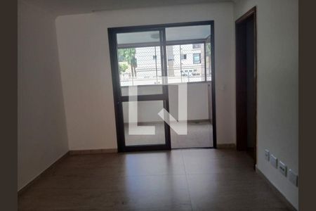 Apartamento à venda com 4 quartos, 226m² em Vila Suzana, São Paulo