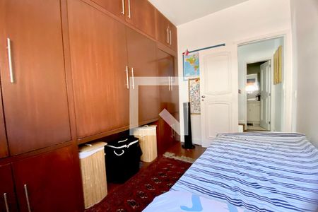 Quarto 1 de apartamento à venda com 2 quartos, 100m² em Leblon, Rio de Janeiro