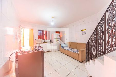 Sala e Cozinha  de casa para alugar com 1 quarto, 30m² em Jardim Irene, Santo André