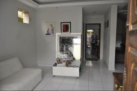 Casa à venda com 7 quartos, 595m² em Lins de Vasconcelos, Rio de Janeiro