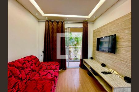 Sala de apartamento à venda com 3 quartos, 65m² em Vila Adelaide Perella, Guarulhos