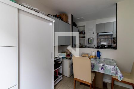 Quarto 2 de apartamento à venda com 2 quartos, 36m² em Vila das Bandeiras, Guarulhos