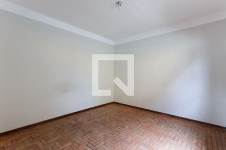 Casa 1 - Quarto 2 de casa à venda com 4 quartos, 190m² em Vila Carbone, São Paulo