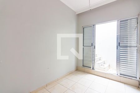 Quarto 2 de casa para alugar com 2 quartos, 100m² em Raposo Tavares, Osasco