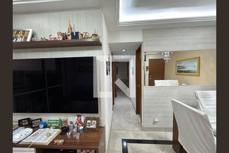 Corredor de apartamento à venda com 3 quartos, 60m² em Del Castilho, Rio de Janeiro