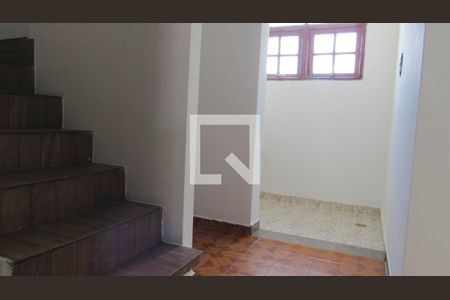 Casa à venda com 2 quartos, 130m² em Metalúrgicos, Osasco