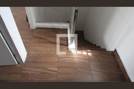 Casa à venda com 2 quartos, 130m² em Metalúrgicos, Osasco