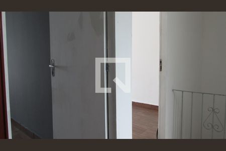 Casa à venda com 2 quartos, 130m² em Metalúrgicos, Osasco