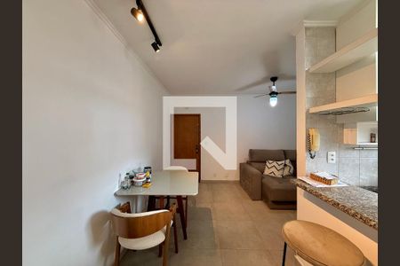 Sala  de apartamento para alugar com 3 quartos, 80m² em Santo Amaro, São Paulo