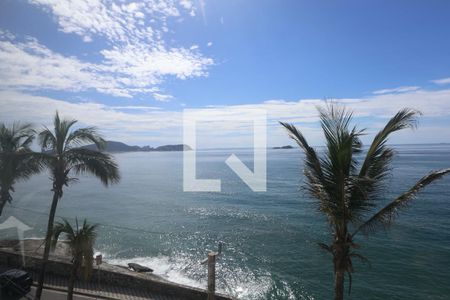 Vista de apartamento para alugar com 4 quartos, 200m² em Itapema, Guarujá