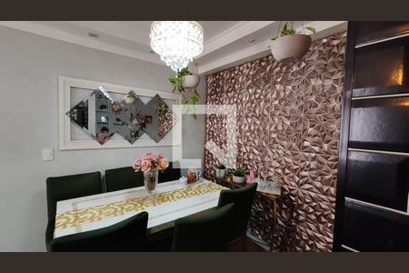 Sala de estar / jantar de apartamento à venda com 2 quartos, 45m² em Vila Carmosina, São Paulo