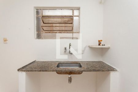 Cozinha de kitnet/studio para alugar com 1 quarto, 28m² em Vila Anhanguera, São Paulo