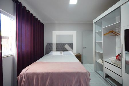 Quarto 1 de casa de condomínio para alugar com 3 quartos, 80m² em Barra da Lagoa, Florianópolis