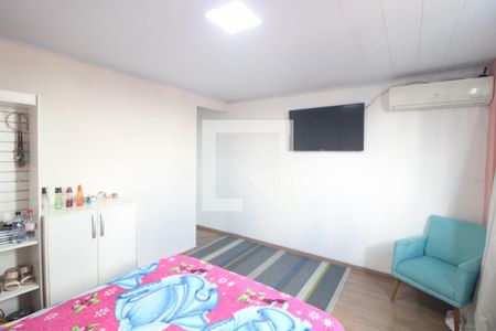 Suíte de casa à venda com 3 quartos, 300m² em Vila dos Andradas, São Paulo