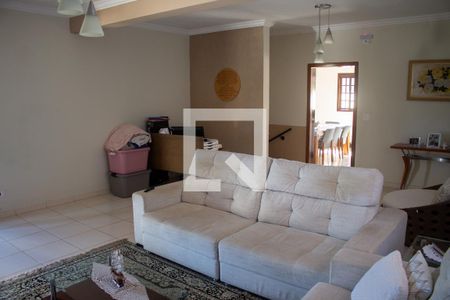 Casa para alugar com 3 quartos, 370m² em Ouro Fino, Ribeirão Pires