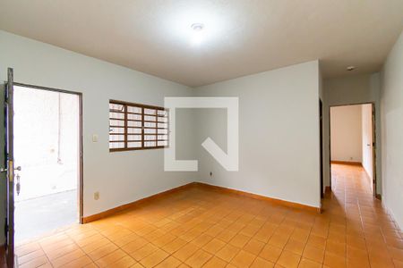 Sala de casa para alugar com 1 quarto, 130m² em Vila Antonieta, São Paulo