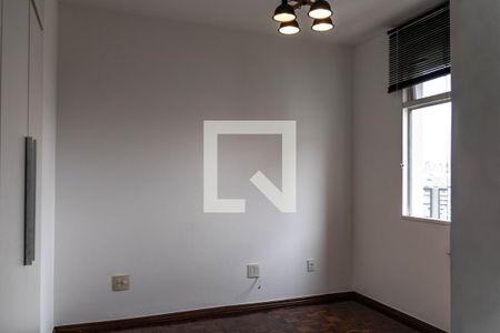 Quarto 1 de apartamento para alugar com 2 quartos, 80m² em Alto Barroca, Belo Horizonte