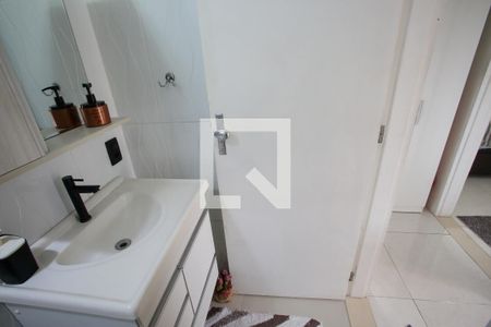 Banheiro de apartamento à venda com 1 quarto, 50m² em Taquara, Rio de Janeiro