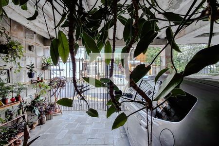 Vista da Sala de casa à venda com 3 quartos, 300m² em Vila Monumento, São Paulo