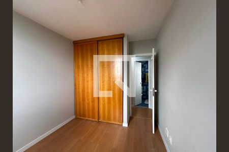 Quarto 1 de apartamento para alugar com 2 quartos, 59m² em Vila Mangalot, São Paulo