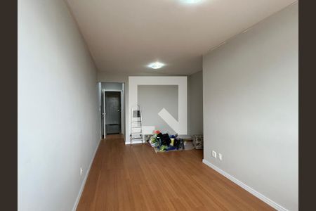 Sala de apartamento para alugar com 2 quartos, 59m² em Vila Mangalot, São Paulo