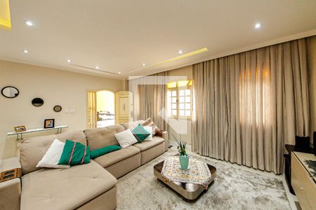 Casa à venda com 5 quartos, 300m² em Vila Zelina, São Paulo