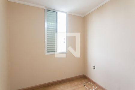 Quarto 1 de apartamento para alugar com 3 quartos, 55m² em Conjunto Residencial José Bonifácio, São Paulo
