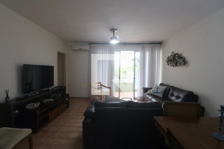 Sala de apartamento para alugar com 4 quartos, 93m² em Jardim Las Palmas, Guarujá