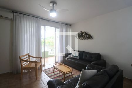 Sala de apartamento para alugar com 4 quartos, 93m² em Jardim Las Palmas, Guarujá