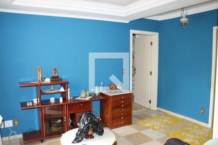 Casa para alugar com 3 quartos, 630m² em Jardim Santa Paula, Cotia