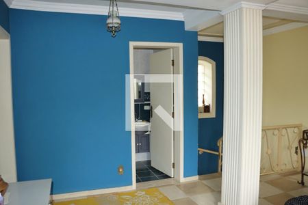 Casa para alugar com 3 quartos, 630m² em Jardim Santa Paula, Cotia