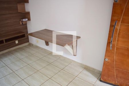 Sala de apartamento para alugar com 2 quartos, 45m² em Jardim João Rossi, Ribeirão Preto