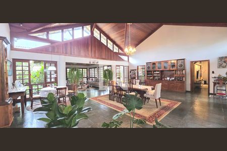 Casa à venda com 6 quartos, 500m² em Recanto do Poeta Um, Lagoa Santa