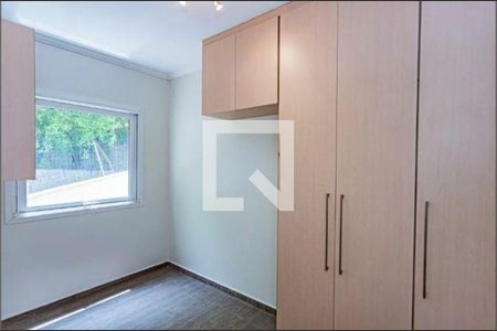 Casa à venda com 3 quartos, 314m² em City América, São Paulo