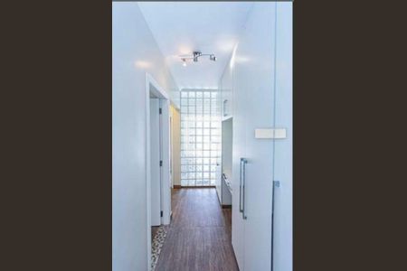 Casa à venda com 3 quartos, 314m² em City América, São Paulo