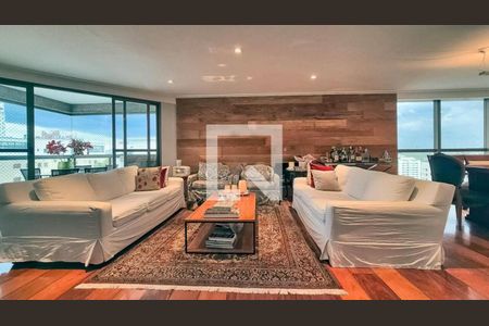 Apartamento à venda com 3 quartos, 194m² em Indianópolis, São Paulo