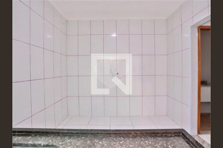 Casa à venda com 2 quartos, 73m² em Vila Dalila, São Paulo