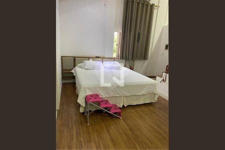 Casa à venda com 4 quartos, 321m² em Vila Rosalia, Guarulhos